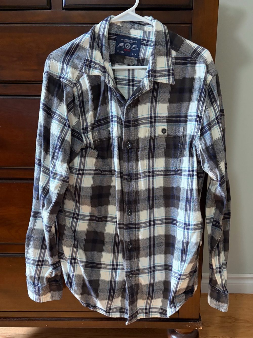 American Eagle Men's Black & White Plaid Flannel Shirt